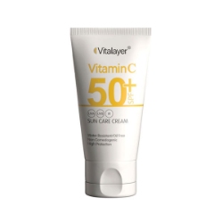 کرم ضد آفتاب بی رنگ ویتالیر SPF50+ حاوی ویتامین C حجم 40 میلی لیتر